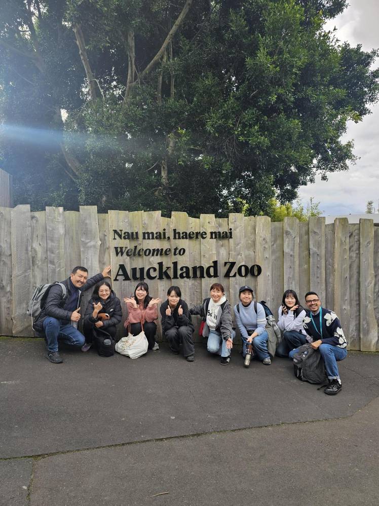 Auckland Zoao 1 Seafield School of English